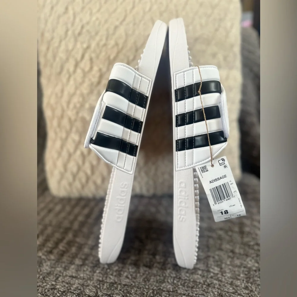 Adidas Adissage Slides Mens Size 18 White Brand New Shower Shoes Beach‎ Sandals